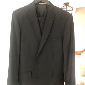 Bachrach 44L 3-piece black stripe suit
